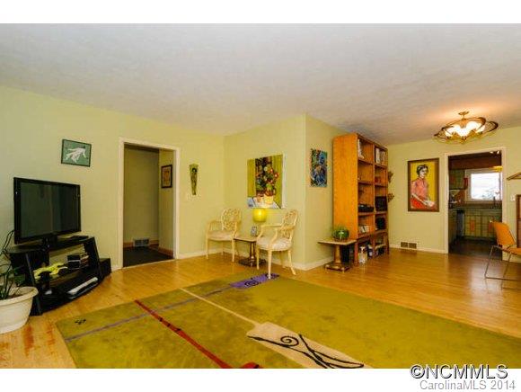 28 Audubon Drive Asheville NC 28804