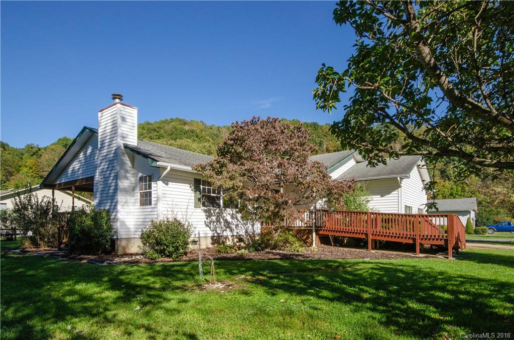 9 Snapdragon Lane Waynesville NC 28785