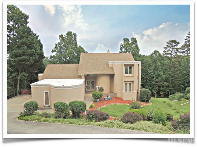 1956 10th Street Boulevard NW Hickory NC 28601