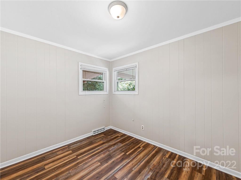 20 Browndale Road Asheville NC 28805