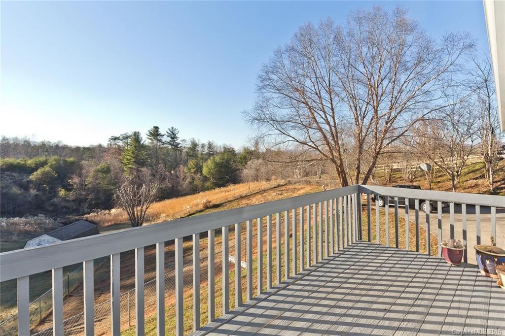46 Moss Road Weaverville NC 28787