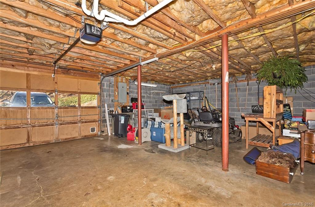46 Moss Road Weaverville NC 28787