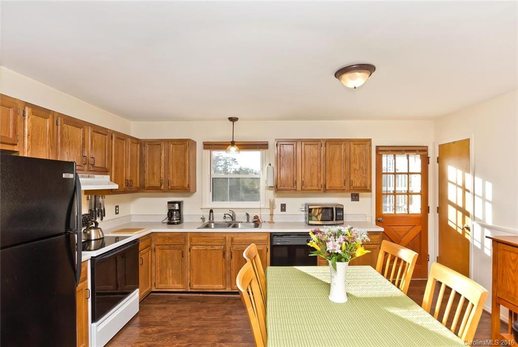 46 Moss Road Weaverville NC 28787