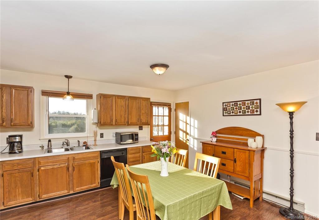 46 Moss Road Weaverville NC 28787