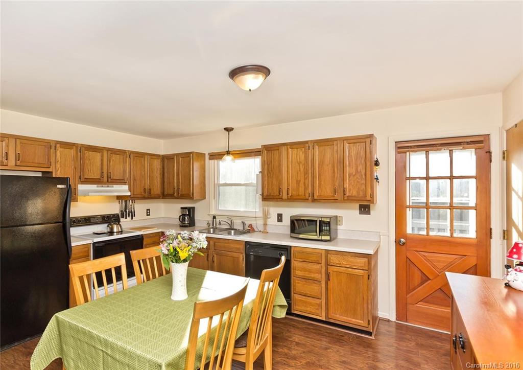 46 Moss Road Weaverville NC 28787