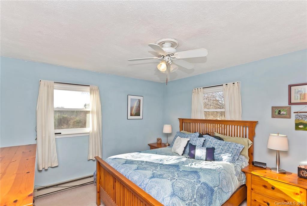 46 Moss Road Weaverville NC 28787