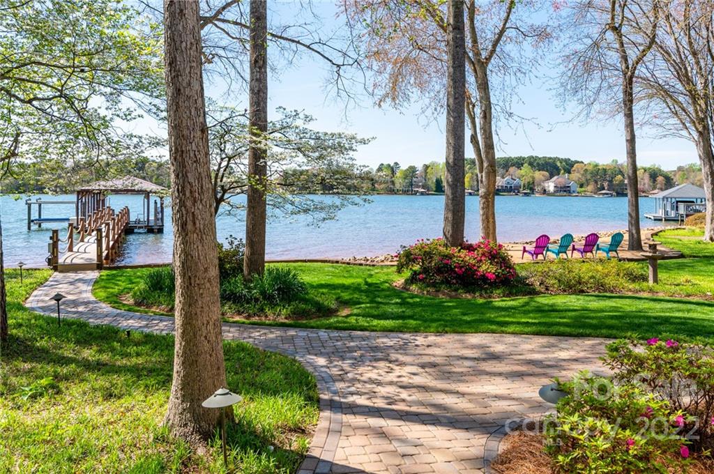 300 Lake Mist Drive Mooresville NC 28117