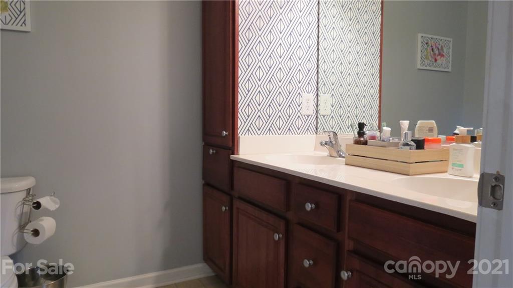 128 Old Salem Court Fletcher NC 28732