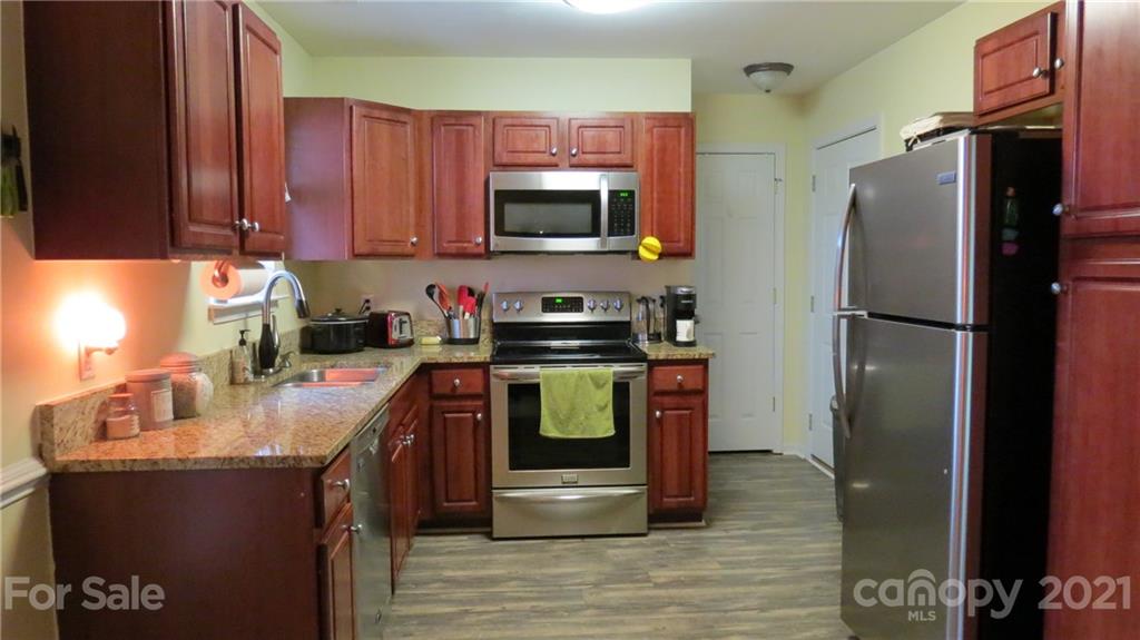 128 Old Salem Court Fletcher NC 28732