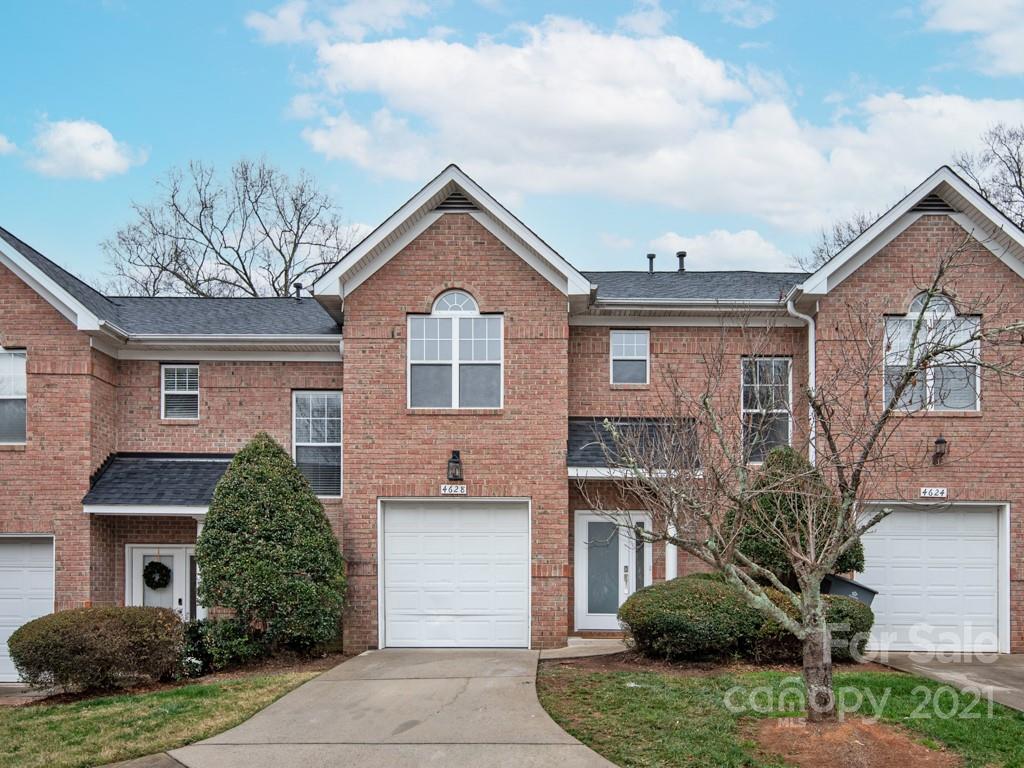 4628 Hunter Crest Lane Charlotte NC 28209