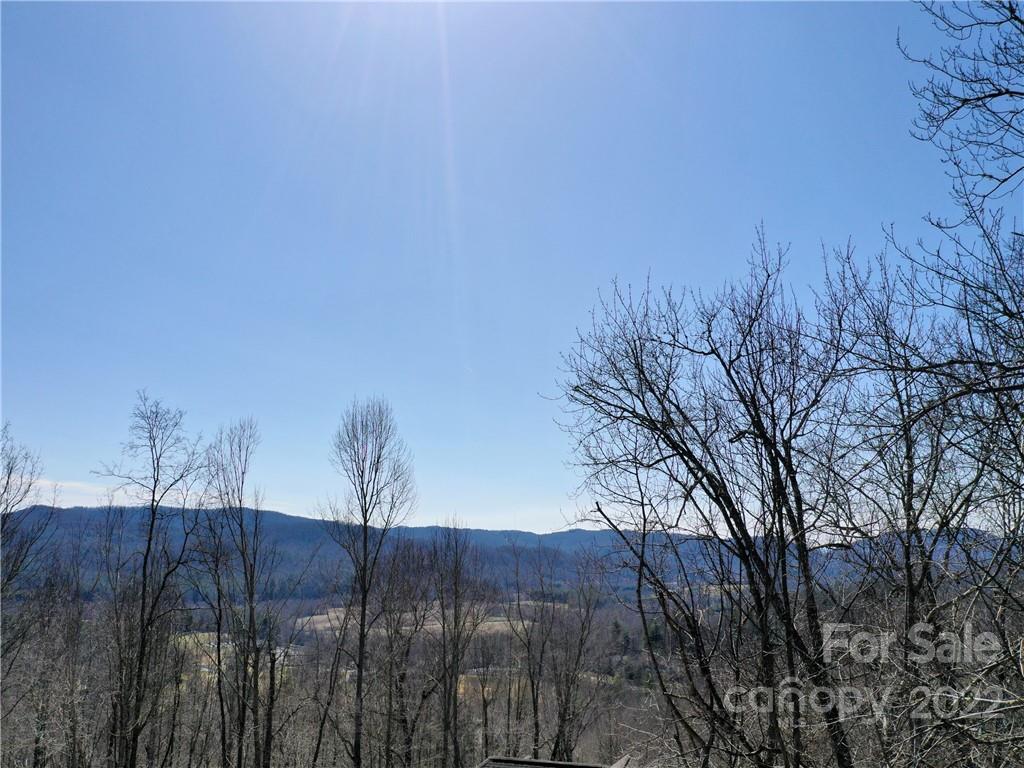 324 Mountain Crest Drive Hendersonville NC 28739