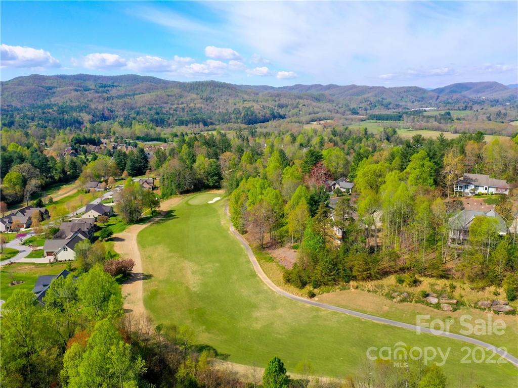 324 Mountain Crest Drive Hendersonville NC 28739