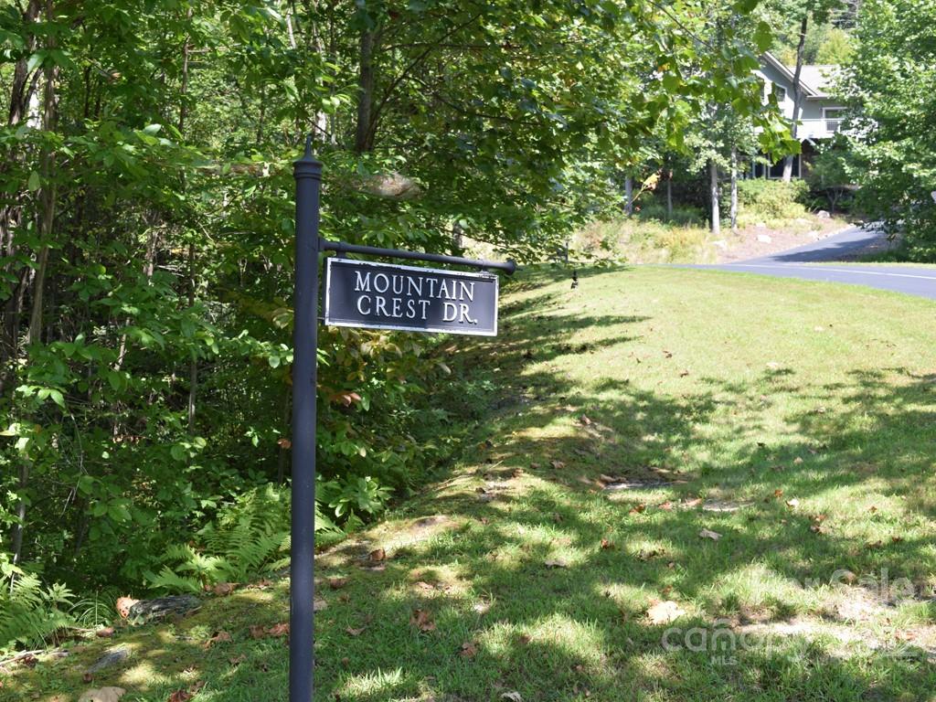 324 Mountain Crest Drive Hendersonville NC 28739