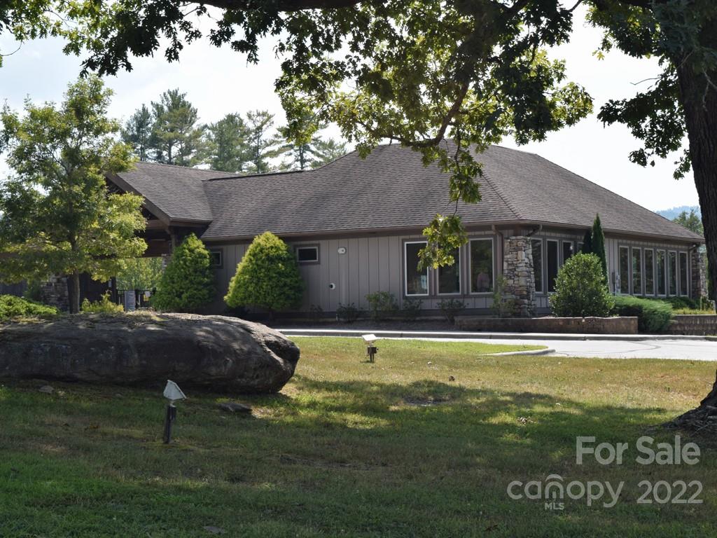 324 Mountain Crest Drive Hendersonville NC 28739