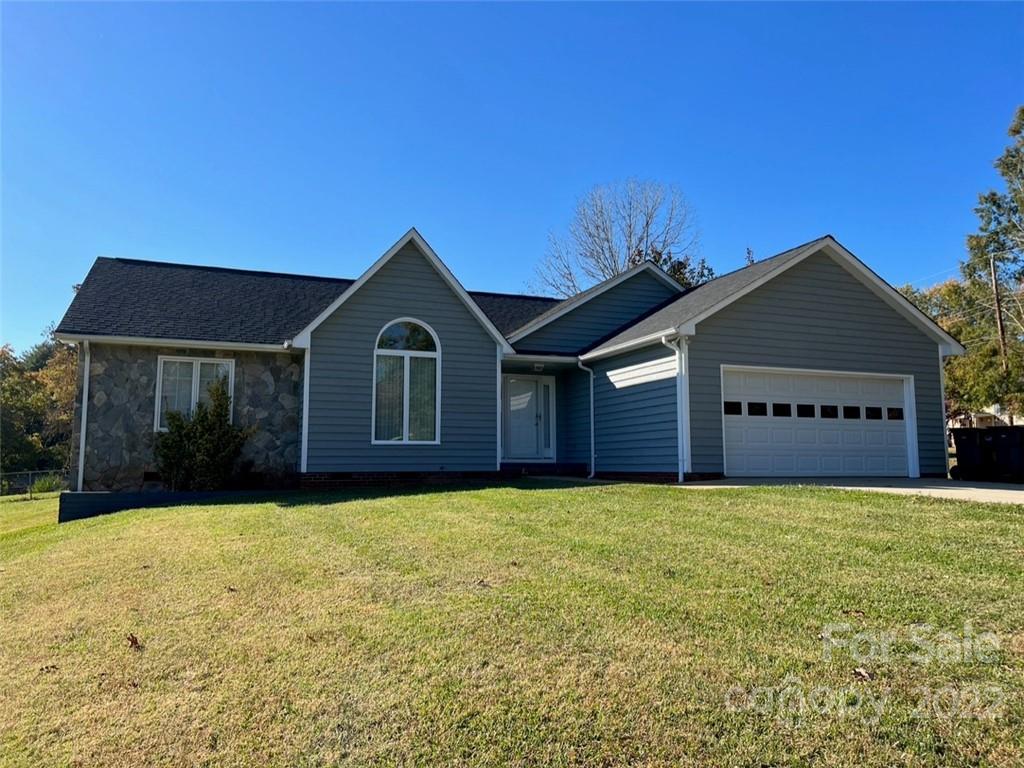 2421 18th Street NE Hickory NC 28601