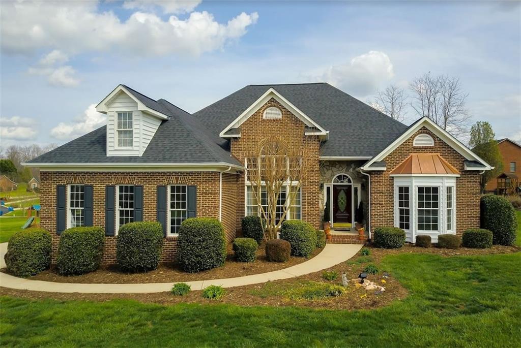3734 Lyle Creek Avenue Ne Conover NC 28613
