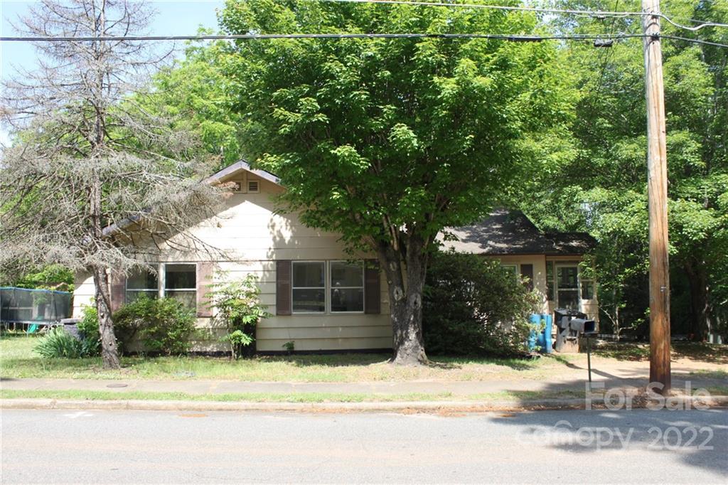 209 Big Springs Avenue Forest City NC 28043