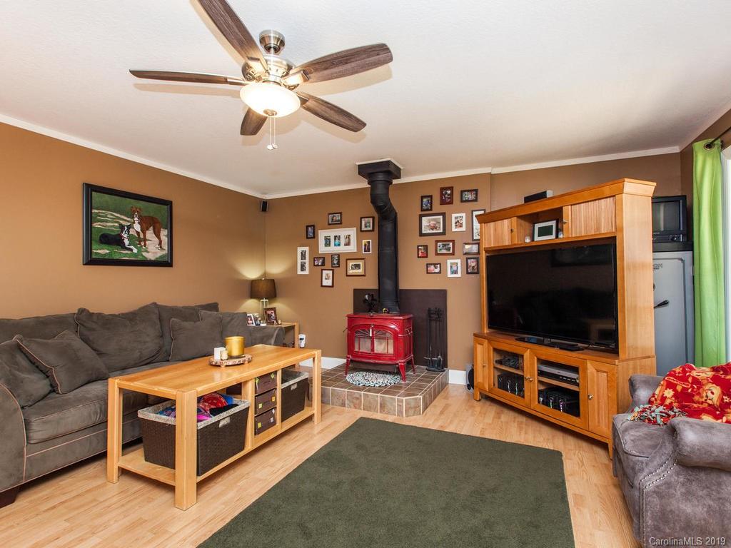 847 Bee Tree Road Swannanoa NC 28778