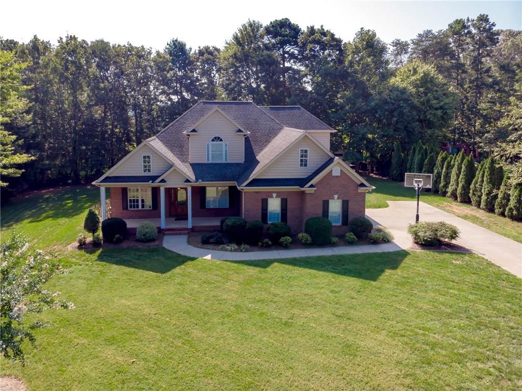 4824 Elmhurst Drive Ne Hickory NC 28601