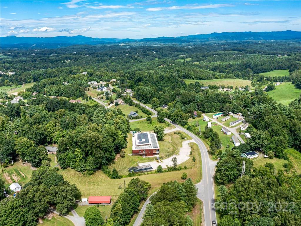 76 Jupiter Road Weaverville NC 28787