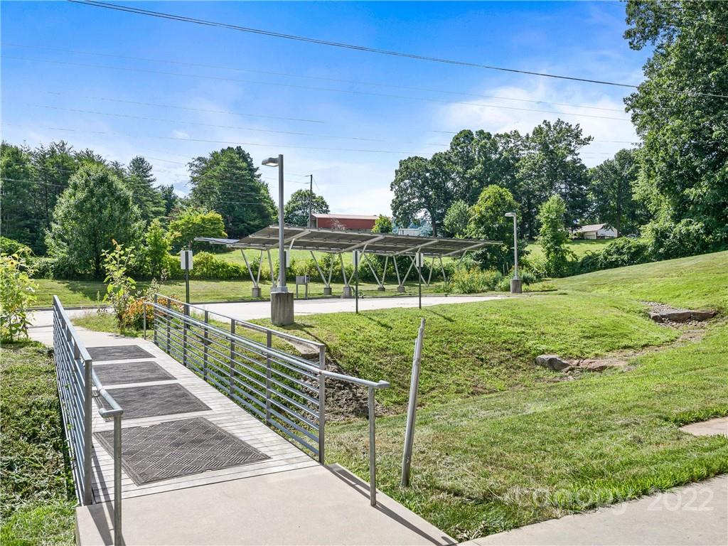 76 Jupiter Road Weaverville NC 28787