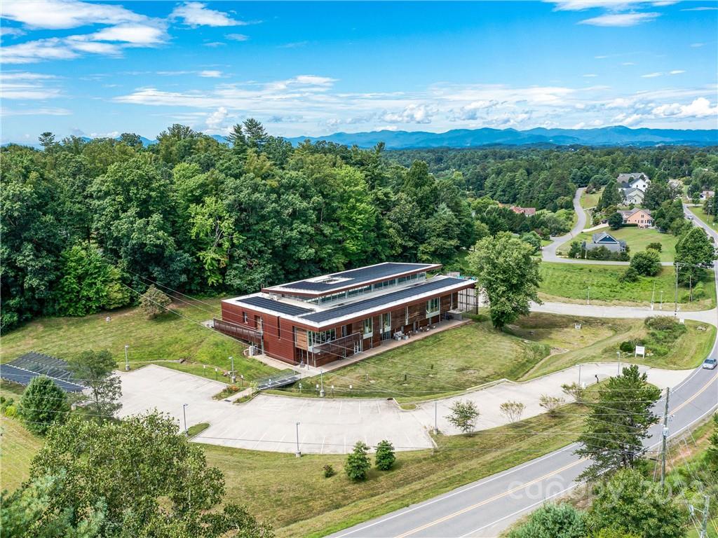 76 Jupiter Road Weaverville NC 28787