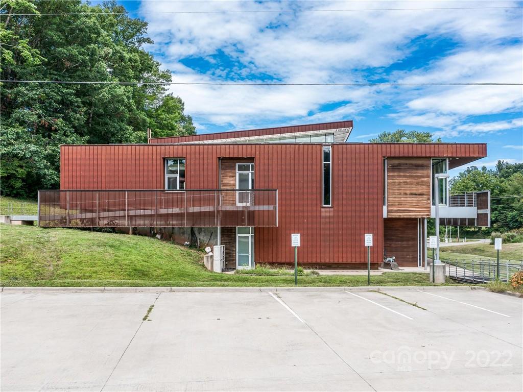 76 Jupiter Road Weaverville NC 28787