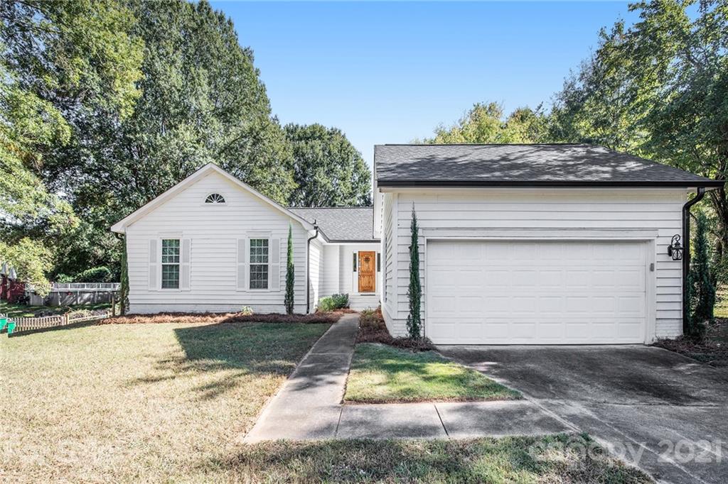 1035 Conestoga Drive Charlotte NC 28270