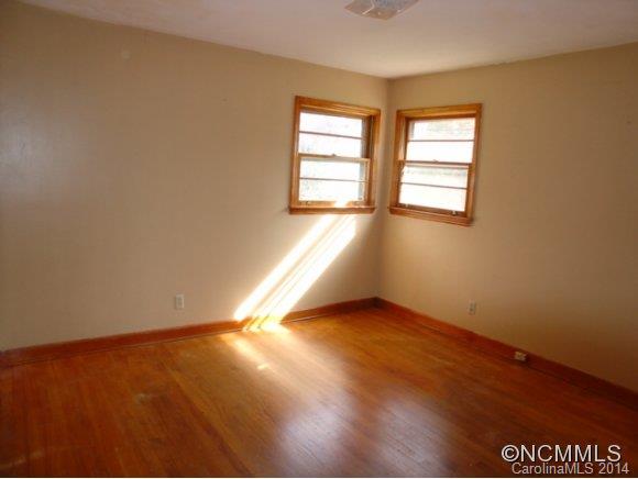 74 Selwyn Road Asheville NC 28806