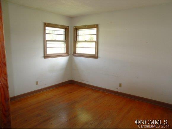 74 Selwyn Road Asheville NC 28806