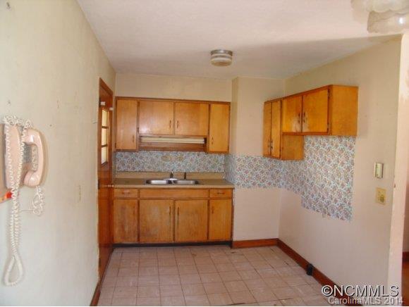 74 Selwyn Road Asheville NC 28806