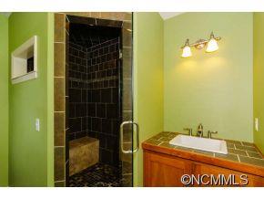 33 Brucemont Circle Asheville NC 28806