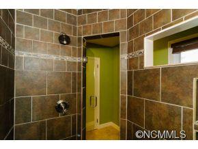 33 Brucemont Circle Asheville NC 28806