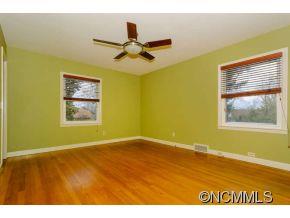 33 Brucemont Circle Asheville NC 28806