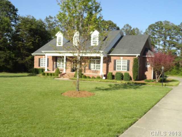 125 Robert Drive Statesville NC 28625