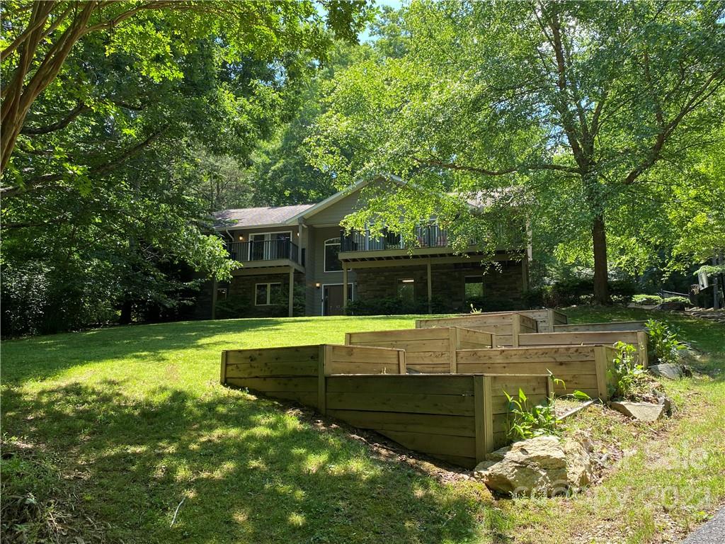 53 Foxridge Drive Fletcher NC 28732