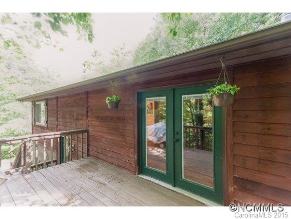 516 Betsy Ross Lane Asheville NC 28805