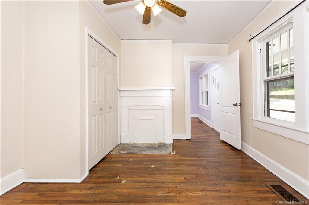 29 Green Oak Road Asheville NC 28804