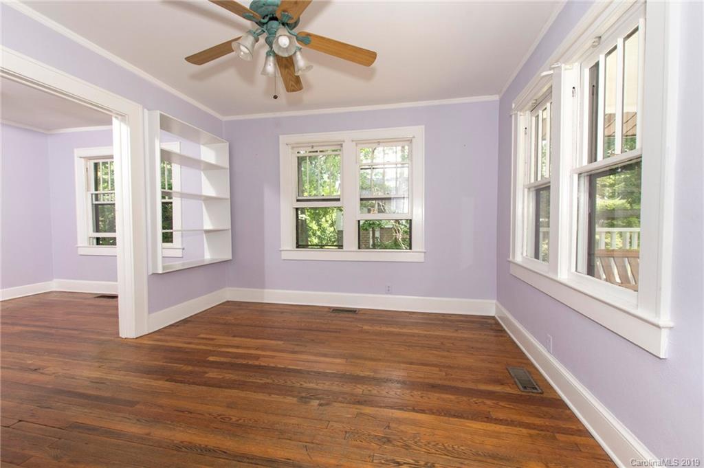 29 Green Oak Road Asheville NC 28804