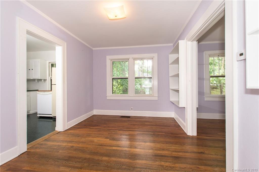 29 Green Oak Road Asheville NC 28804