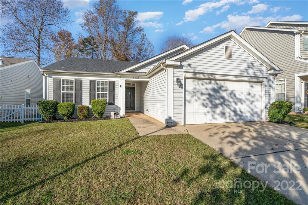 6038 Raisin Tree Lane Charlotte NC 28215
