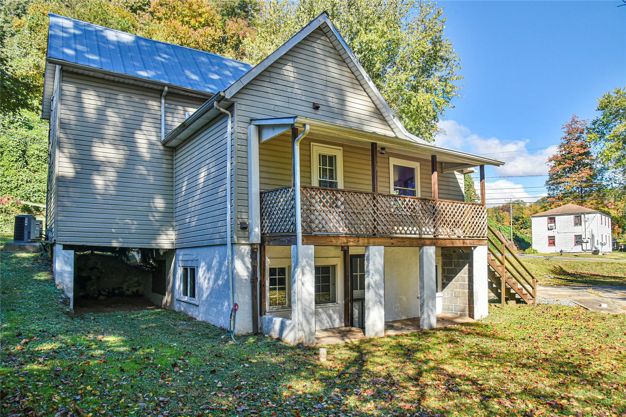 167 Salisbury Avenue Old Fort NC 28762