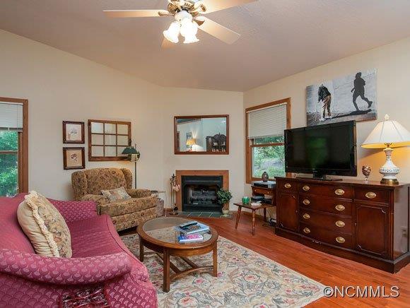 15 Harrison Hill Swannanoa NC 28778