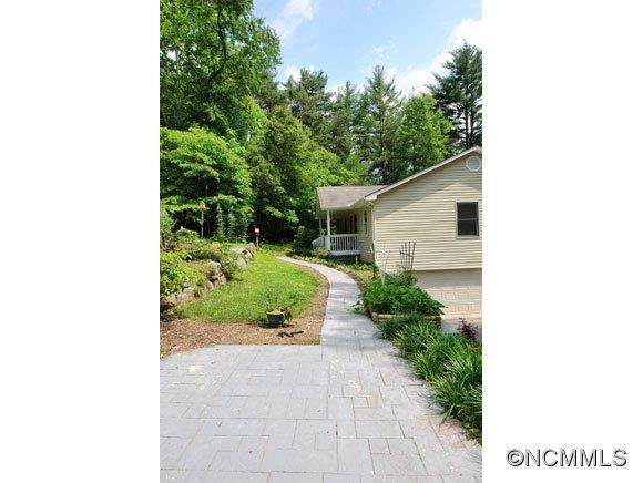 15 Harrison Hill Swannanoa NC 28778