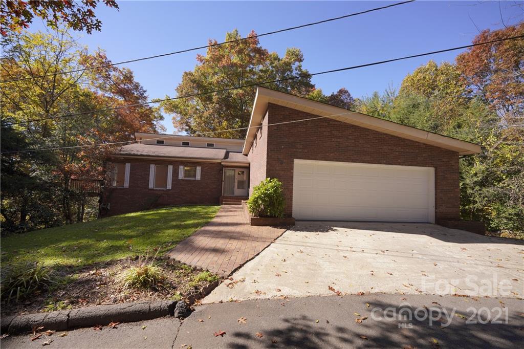 98 Taylor Avenue Waynesville NC 28786