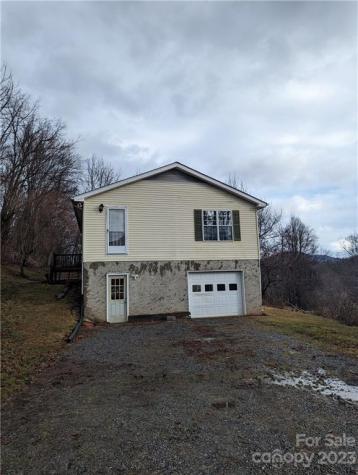 11 Organic Way Canton NC 28716