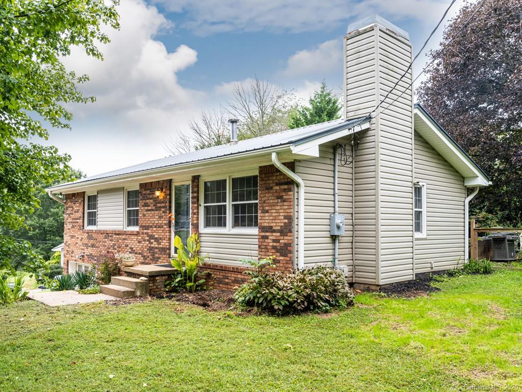 29 Fox Run Drive Fairview NC 28730