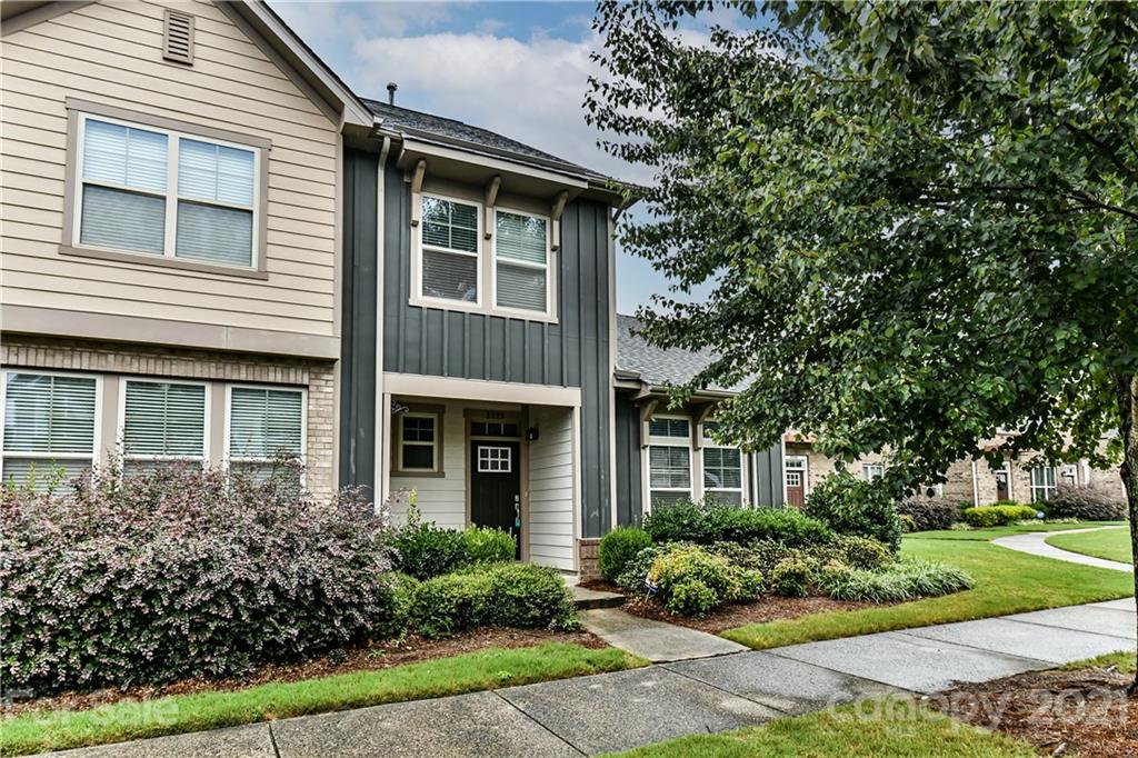 3225 Bending Birch Place Charlotte NC 28206