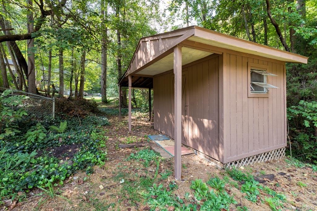 69 English Drive Candler NC 28715