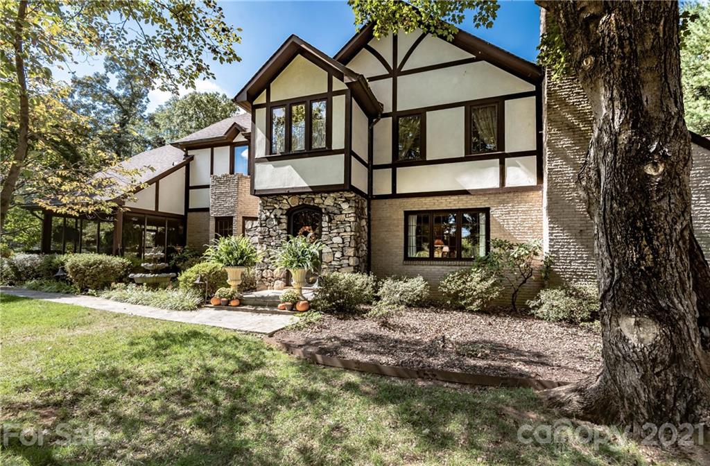 815 6th Street NW Hickory NC 28601